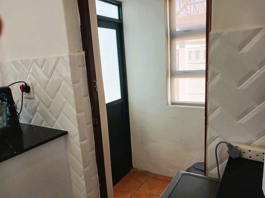 3 Bedroom Property for Sale in Heuningkloof Western Cape
